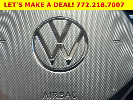 2022 Volkswagen Taos 1.5T SEL in Stuart, FL, FL - Wallace Nissan