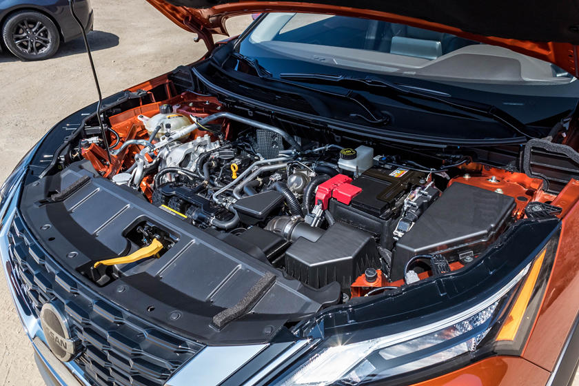 Six cylinder engine inside the 2023 Nissan Rogue Sport