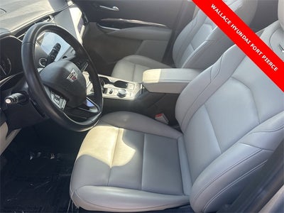 2023 Cadillac XT4 Luxury