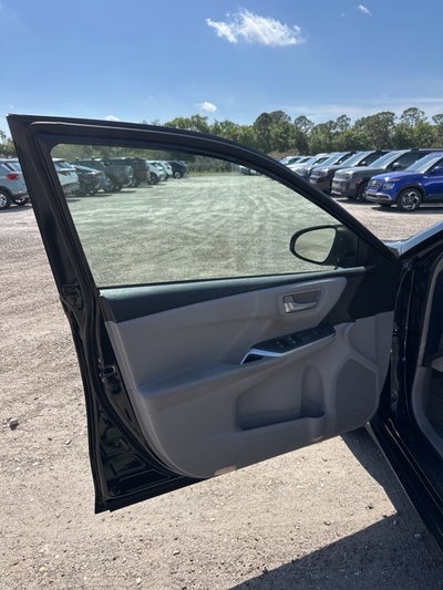 2016 Toyota Camry LE