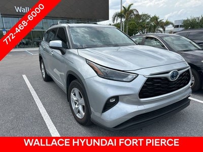 2022 Toyota Highlander Hybrid LE