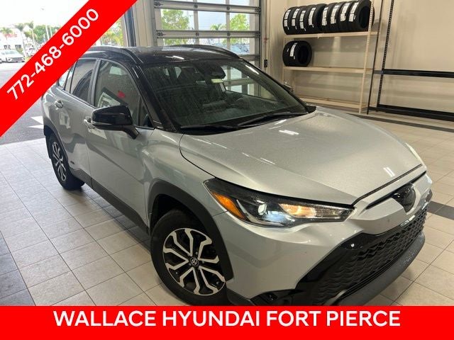 2024 Toyota Corolla Cross Hybrid SE
