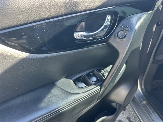 2020 Nissan Rogue Sport SV