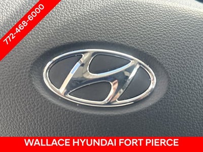 2022 Hyundai Venue SE