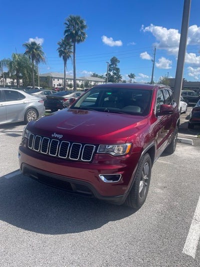 2020 Jeep Grand Cherokee Laredo E