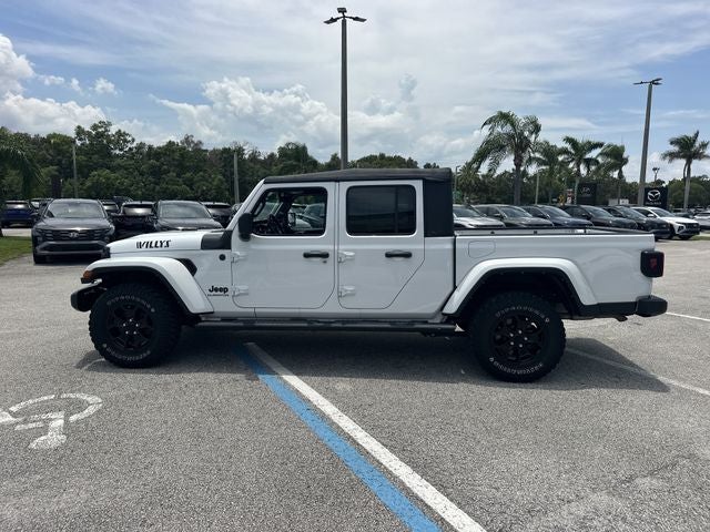 2022 Jeep Gladiator Willys