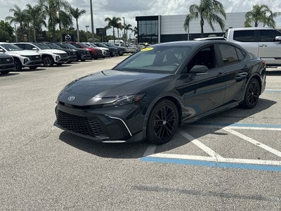 2025 Toyota Camry SE