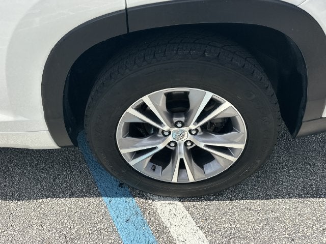 2014 Toyota Highlander XLE V6