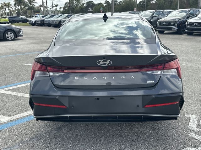 2024 Hyundai Elantra Hybrid Limited