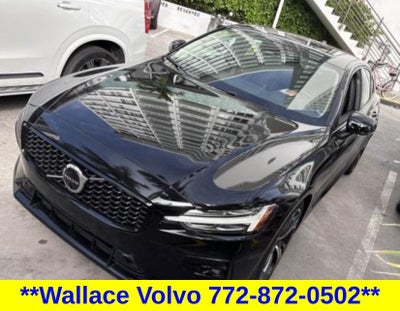 2024 Volvo S60 B5 Plus Dark Theme