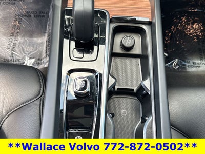 2023 Volvo S60 B5 Plus Dark Theme