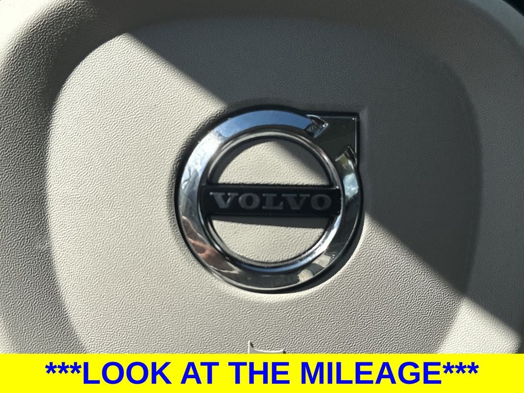 2025 Volvo XC90 B6 Ultra