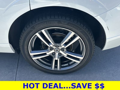 2020 Volvo XC60 T5 Momentum