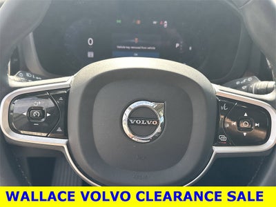 2023 Volvo XC60 B5 Plus Bright Theme