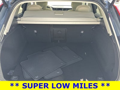 2024 Volvo XC60 B5 Core