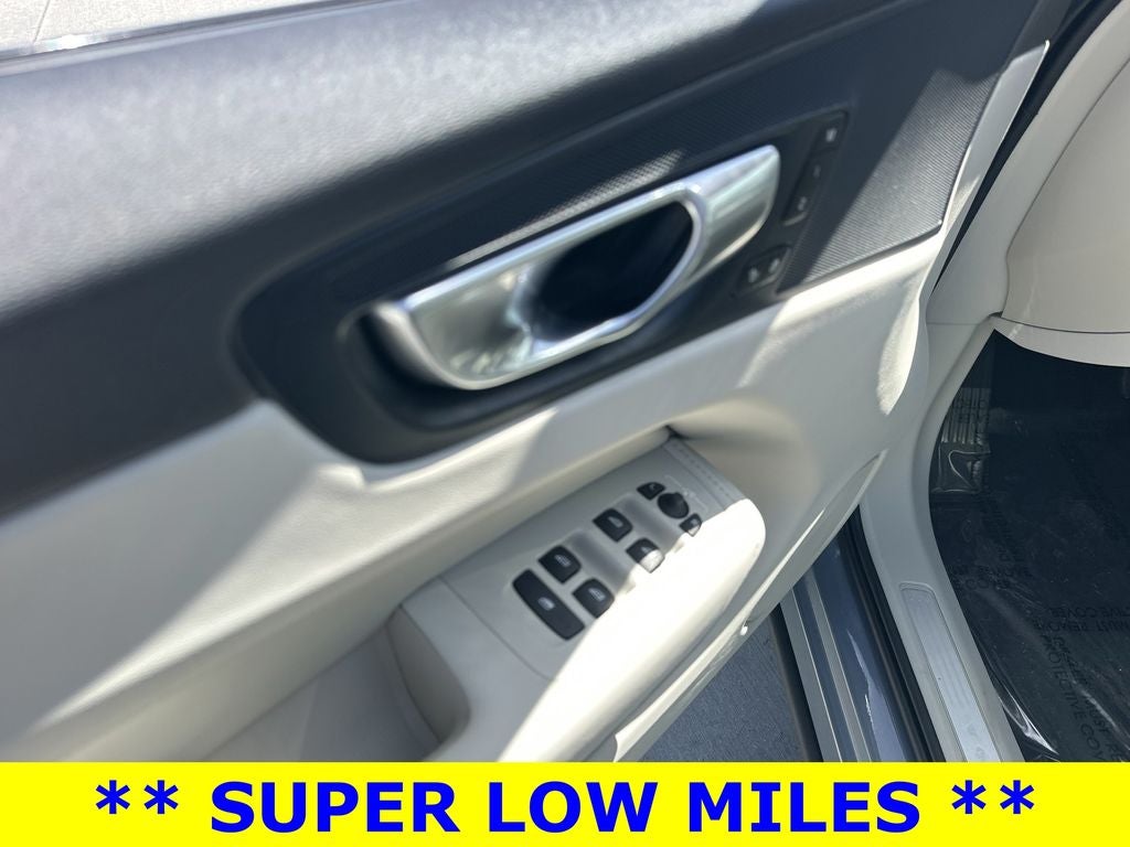 2024 Volvo XC60 B5 Core