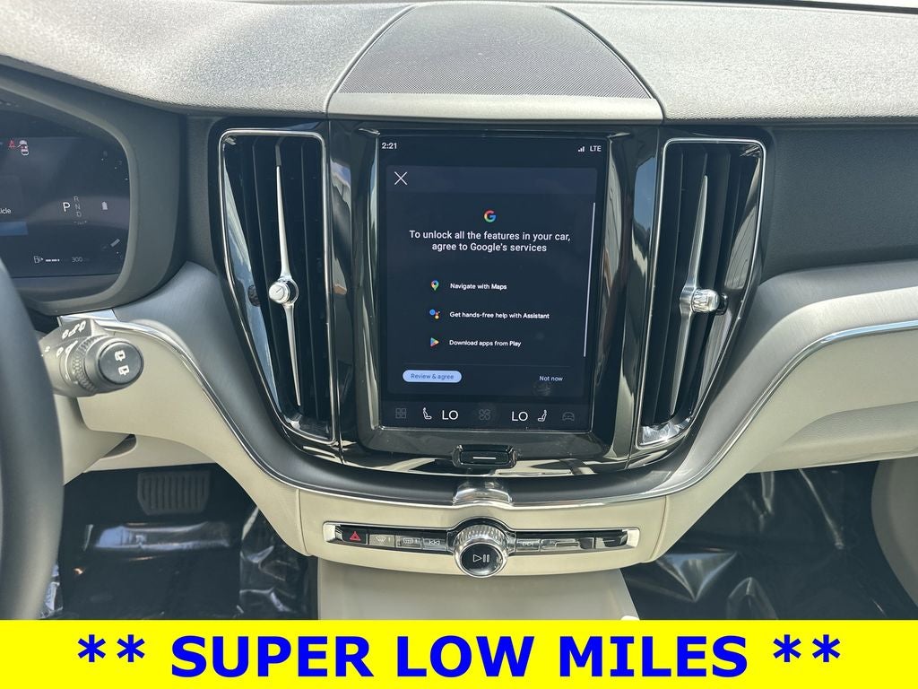 2024 Volvo XC60 B5 Core