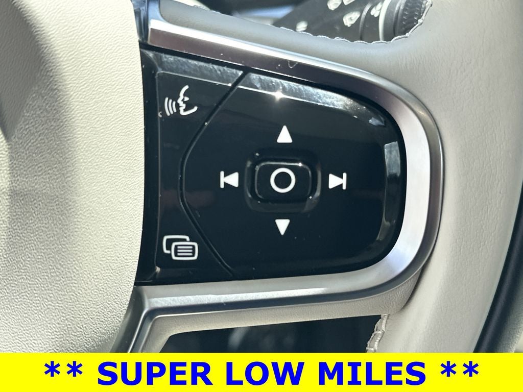 2024 Volvo XC60 B5 Core