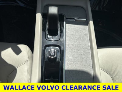 2024 Volvo XC60 B5 Plus Dark Theme