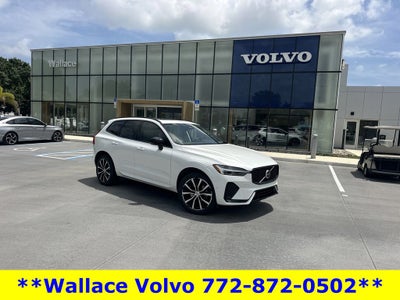 2024 Volvo XC60 B5 Plus Dark Theme
