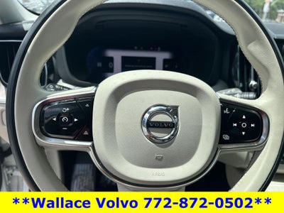 2024 Volvo XC60 B5 Plus Dark Theme