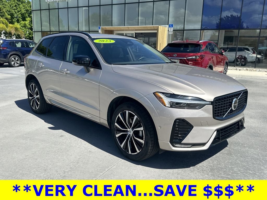 2023 Volvo XC60 B5 Plus Dark Theme