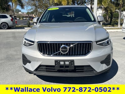 2025 Volvo XC40 B5 Core