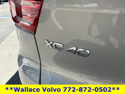2025 Volvo XC40 B5 Core