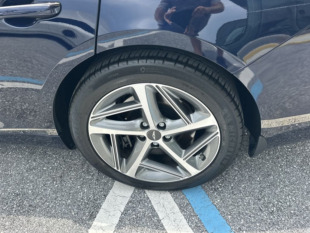 2023 Genesis G70 2.0T Sport Prestige
