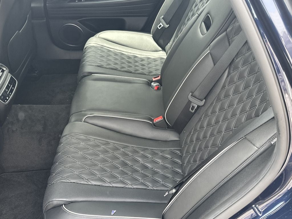 2023 Genesis G70 2.0T Sport Prestige