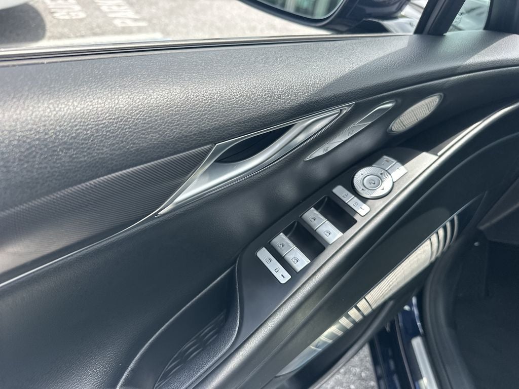 2023 Genesis G70 2.0T Sport Prestige