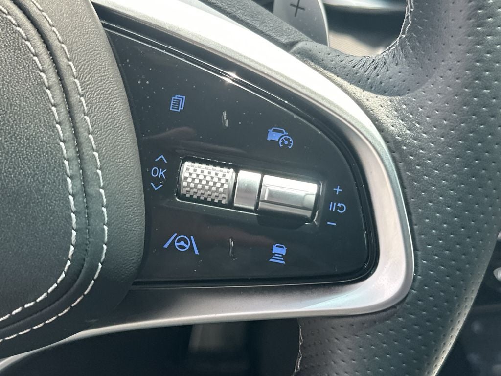 2023 Genesis G70 2.0T Sport Prestige