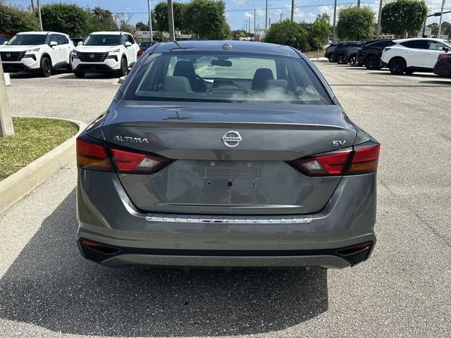 2021 Nissan Altima 2.5 SV