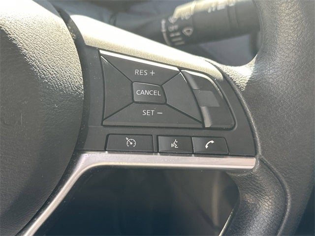 2023 Nissan Versa 1.6 SV