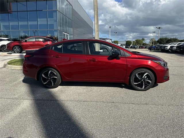 2025 Nissan Versa 1.6 SR