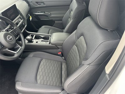 2026 Nissan Pathfinder S