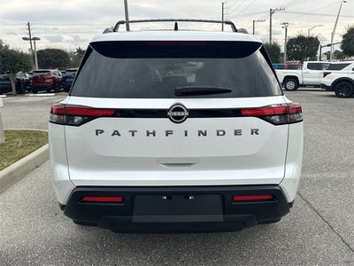 2026 Nissan Pathfinder SV
