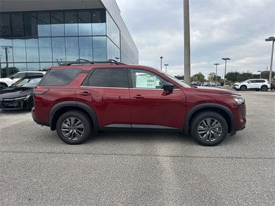 2026 Nissan Pathfinder SV