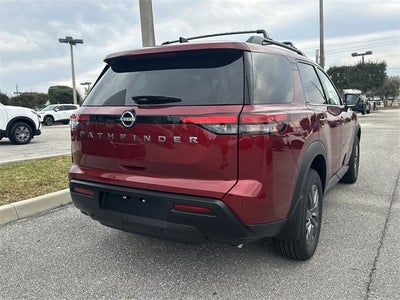 2026 Nissan Pathfinder SV