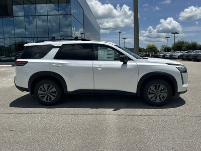 2026 Nissan Pathfinder SV