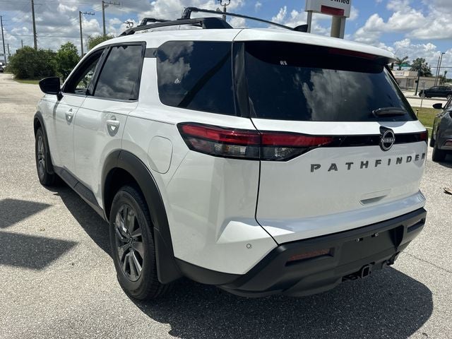 2026 Nissan Pathfinder SV