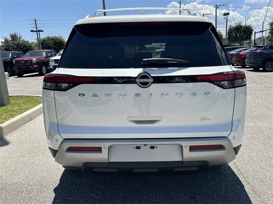 2024 Nissan Pathfinder SL in Stuart, FL, FL - Wallace Nissan