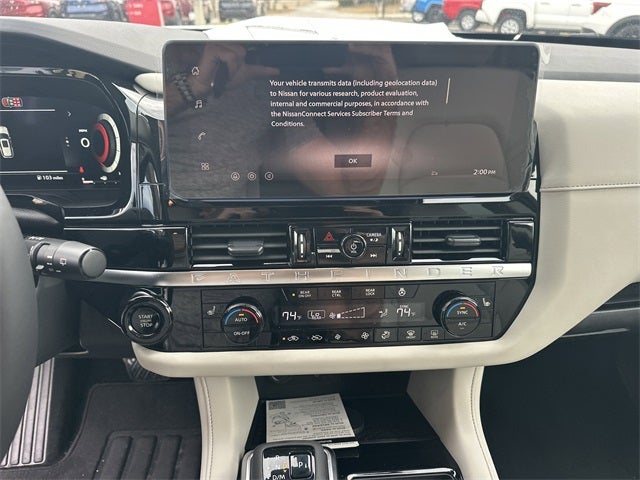 2026 Nissan Pathfinder SL