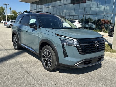 2026 Nissan Pathfinder Platinum