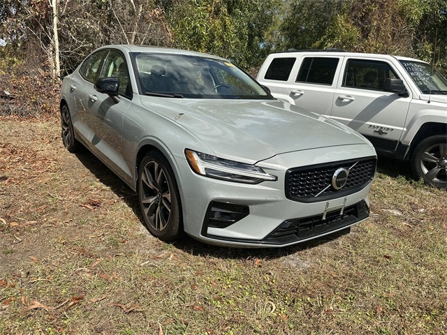 2024 Volvo S60 Plus