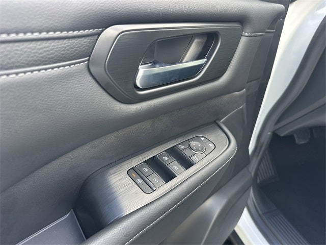 2026 Nissan Armada SV