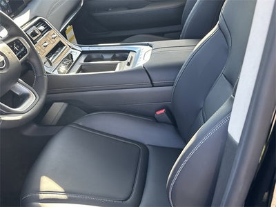 2026 Nissan Armada SV