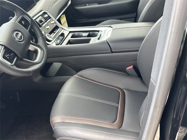 2025 Nissan Armada SL