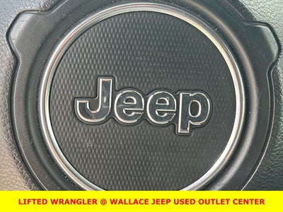 2020 Jeep Wrangler Unlimited Sahara **LIFTED**