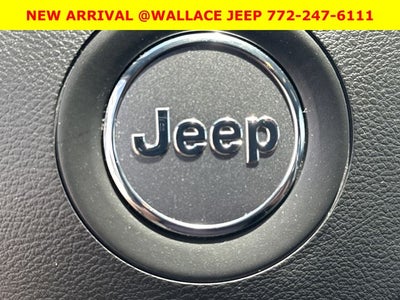 2022 Jeep Grand Cherokee WK Laredo E